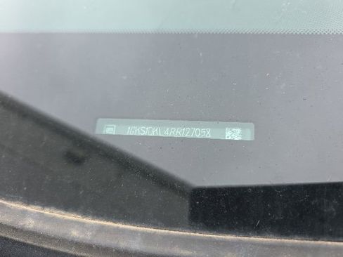 Used 2024 GMC Yukon Denali RWD image 9