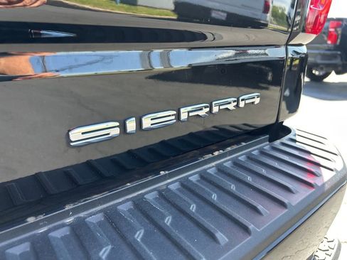 Used 2024 GMC Sierra 1500 Denali AWD/4WD image 14