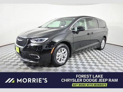 Used 2024 Chrysler Pacifica Touring-L