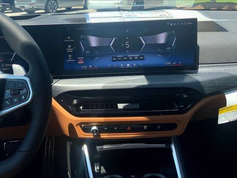 New 2025 BMW 330i xDrive 330i xDrive w/ M Sport Package image 6