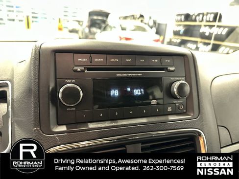 Used 2015 Dodge Grand Caravan SE w/ Quick Order Package 29E SE image 6