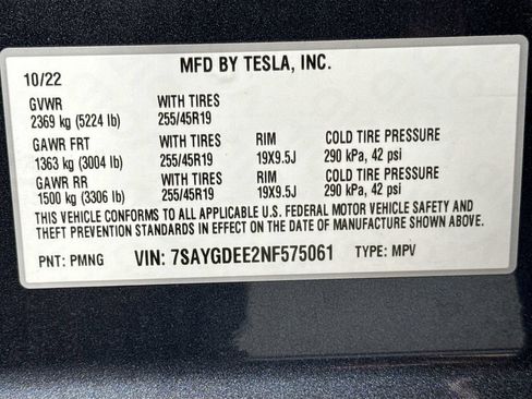 Used 2022 Tesla Model Y Long Range AWD/4WD image 24