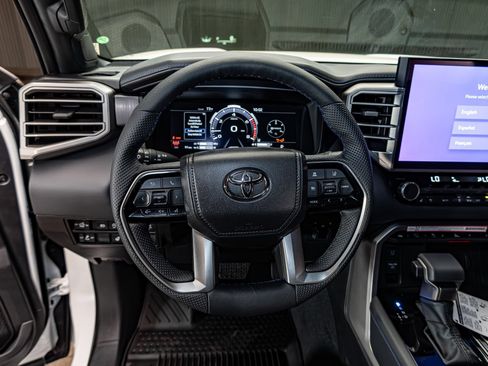 Used 2026 Toyota Tundra Platinum AWD/4WD image 16