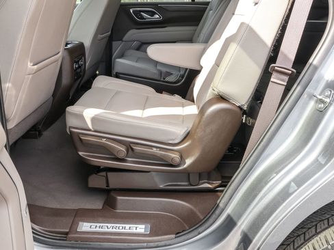 Used 2022 Chevrolet Tahoe LT w/ Luxury Package image 35