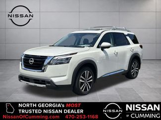 Used 2024 Nissan Pathfinder Platinum w/ Cargo Package FWD video 1