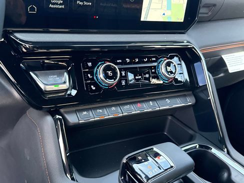 New 2026 GMC Sierra 1500 AT4 w/ AT4 Premium Package AWD/4WD image 26
