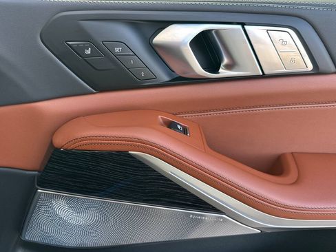 New 2026 BMW X7 M60i AWD/4WD image 19