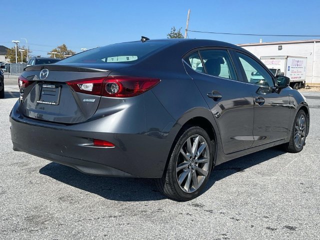 Used 2018 MAZDA MAZDA3 Grand Touring FWD image 5