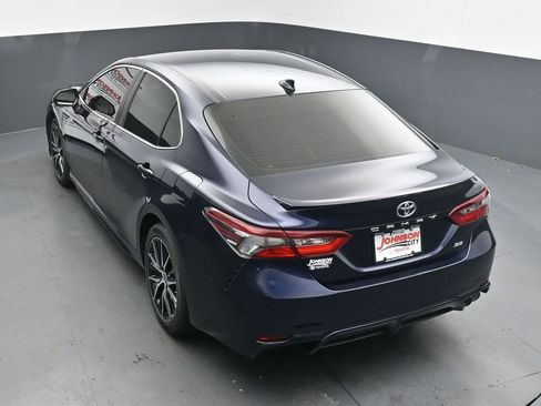 Used 2022 Toyota Camry SE FWD image 25
