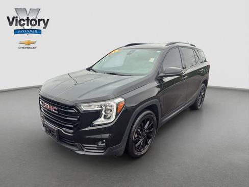 Used 2023 GMC Terrain SLT w/ Elevation Edition FWD image 3