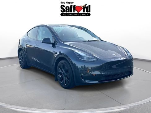 Used 2025 Tesla Model Y Long Range AWD/4WD image 10