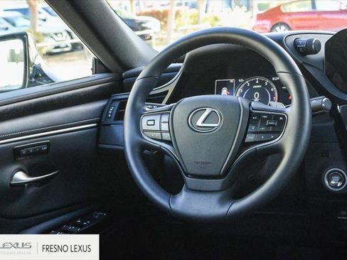 Certified 2025 Lexus ES 350 w/ Premium Package image 18