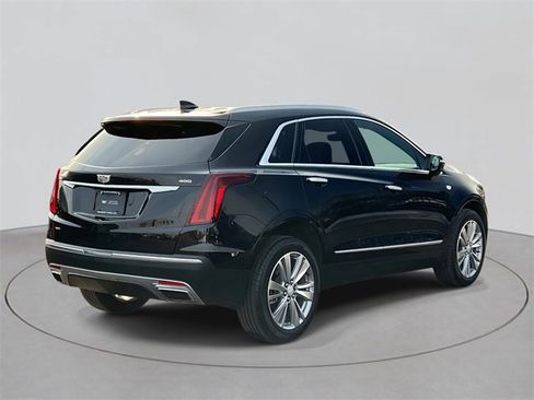 Certified 2024 Cadillac XT5 Premium Luxury image 5