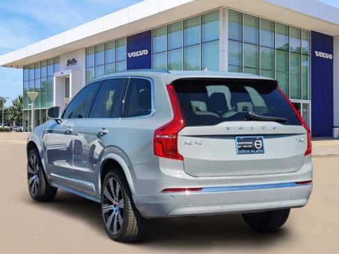 Certified 2025 Volvo XC90 T8 Ultra w/ Protection Package Premier image 4
