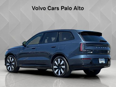 Used 2025 Volvo EX90 Ultra AWD/4WD image 9