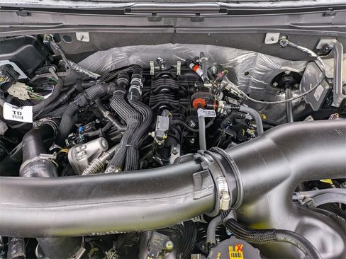 New 2025 Ford Expedition Platinum image 25