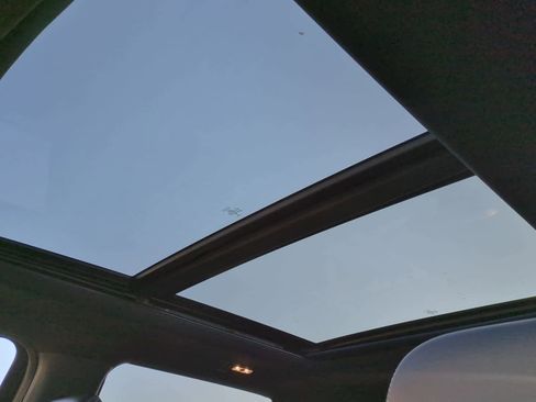 Used 2022 Ford F350 Lariat w/ Tremor Off-Road Package image 19