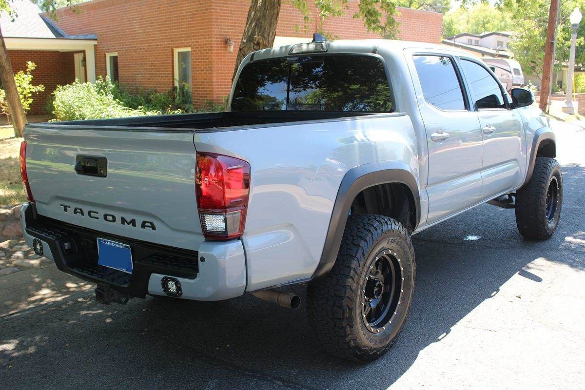 Used 2019 Toyota Tacoma TRD Off-Road AWD/4WD image 6