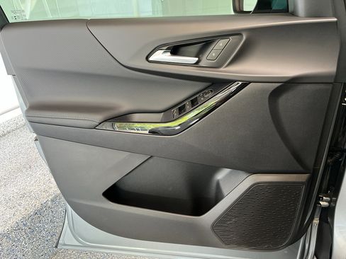 New 2026 Chevrolet Equinox LT FWD image 25