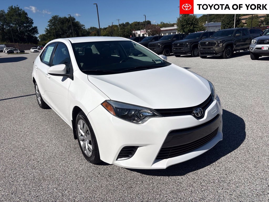 Used 2016 Toyota Corolla LE FWD image 1