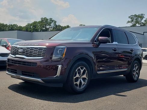 Used 2020 Kia Telluride EX AWD/4WD image 2