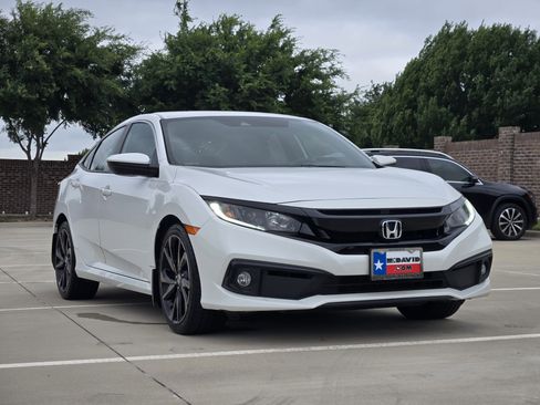 Used 2020 Honda Civic Sport image 4