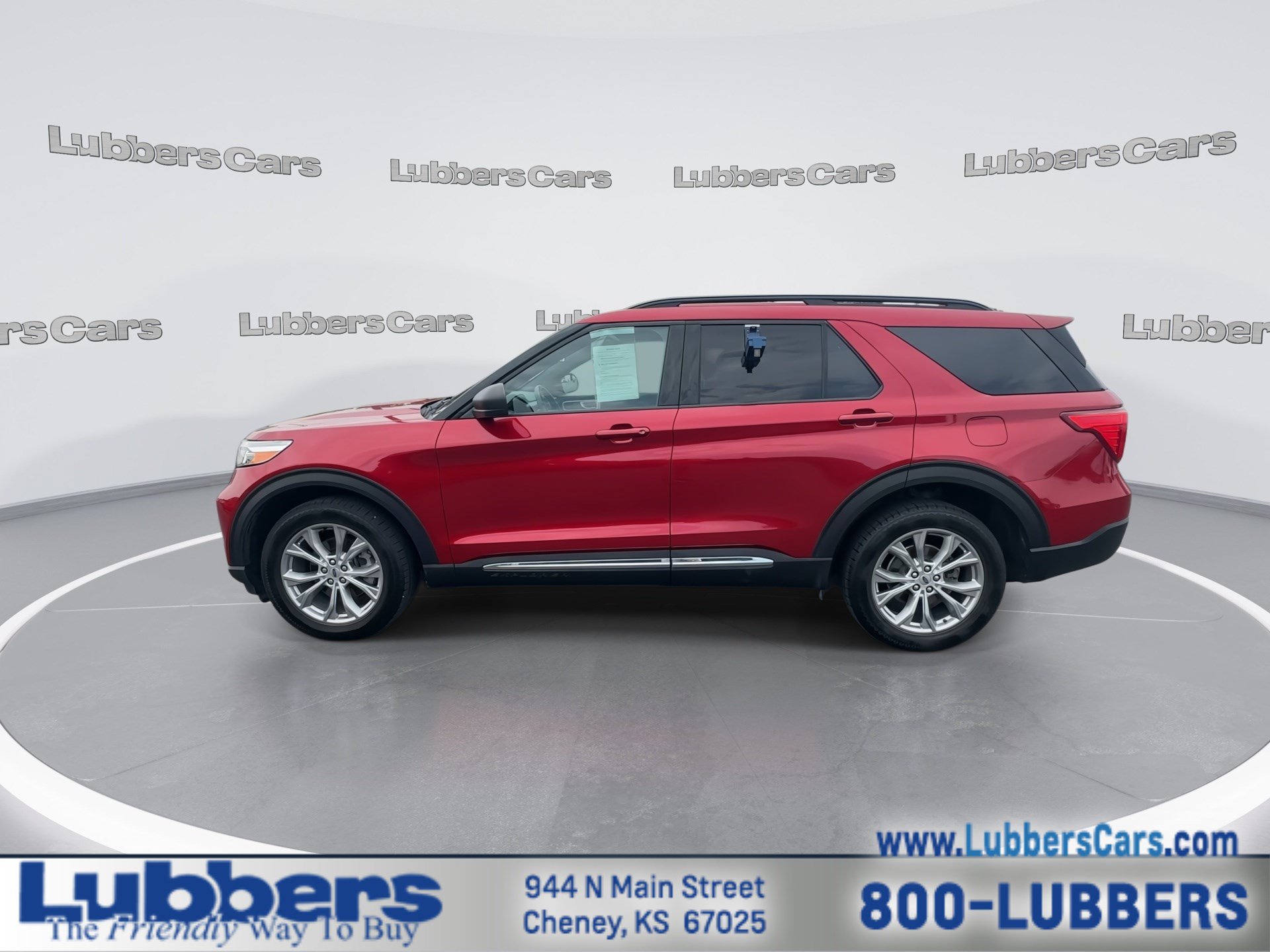 Used 2020 Ford Explorer XLT w/ Equipment Group 202A AWD/4WD image 5