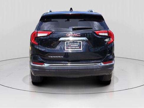Used 2024 GMC Terrain SLT FWD image 6