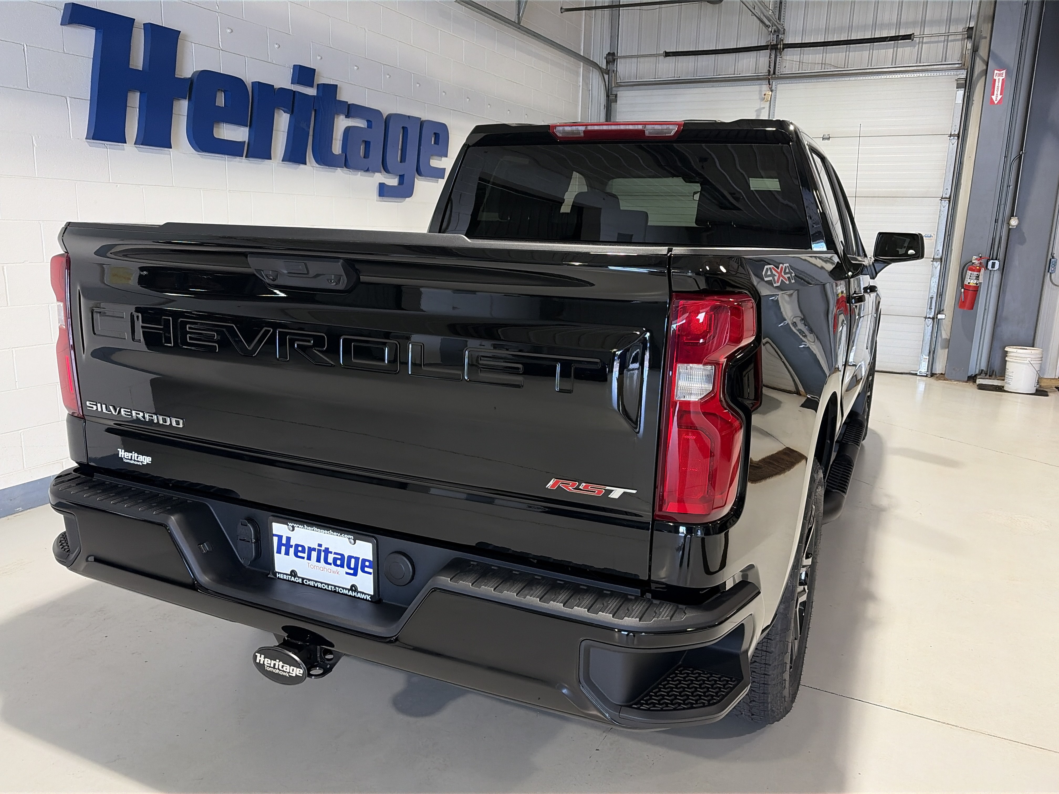 New 2026 Chevrolet Silverado 1500 RST w/ RST Select Package AWD/4WD image 4