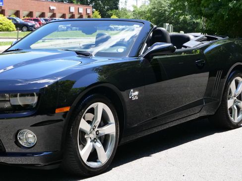 Used 2011 Chevrolet Camaro SS w/ RS Package RWD image 41