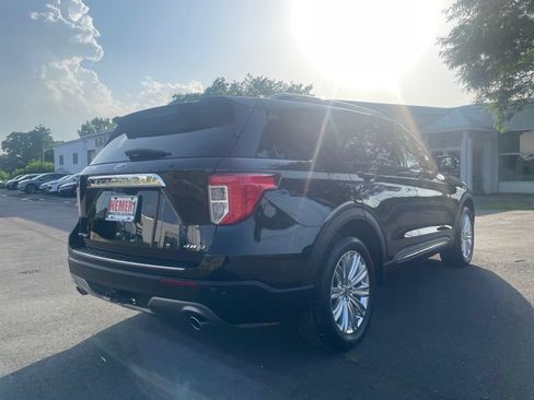 Used 2021 Ford Explorer Limited w/ Equipment Group 301A AWD/4WD image 5