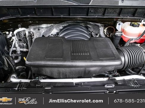 Used 2021 Chevrolet Silverado 1500 Custom Trail Boss w/ Midnight Edition image 31