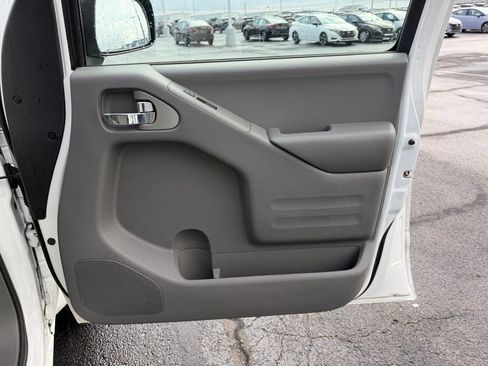 Used 2016 Nissan Frontier SV w/ SV Value Truck Package image 23