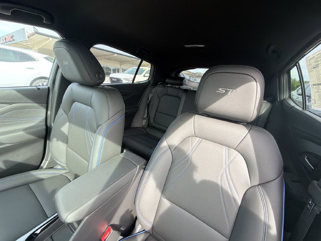 New 2026 Buick Envista Sport Touring w/ Convenience I Package FWD image 25