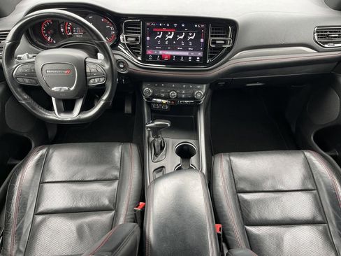 Used 2023 Dodge Durango GT image 2