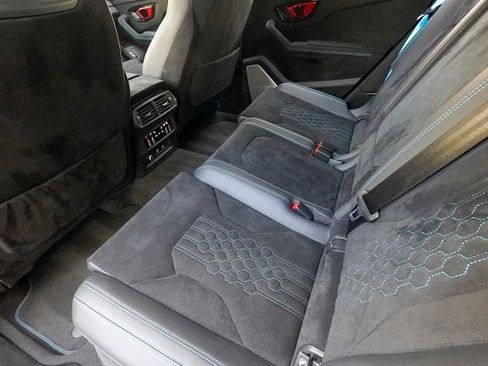 Used 2023 Lamborghini Urus Performante image 82