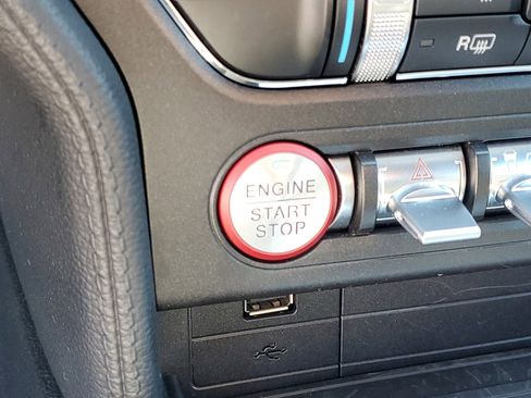 Used 2018 Ford Mustang Coupe w/ Equipment Group 101A image 28