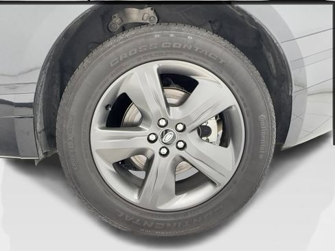 Used 2025 Land Rover Range Rover Velar Dynamic SE image 11