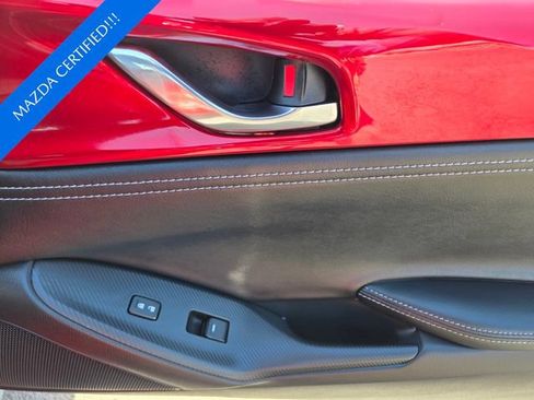 Used 2025 MAZDA MX-5 Miata Club RWD image 15