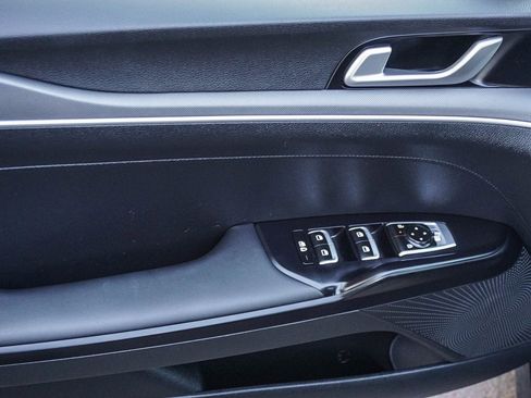 Used 2025 Kia K5 LXS image 18