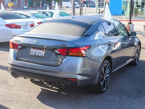 Used 2024 Nissan Altima 2.5 SR w/ SR Premium Package AWD/4WD image 5