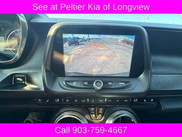 Used 2017 Chevrolet Camaro LT RWD image 20