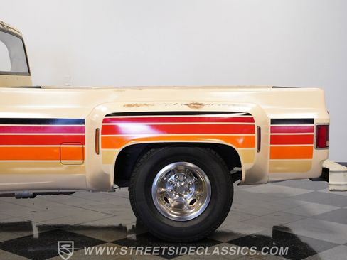 Used 1988 Chevrolet Silverado 3500 2WD Regular Cab image 24