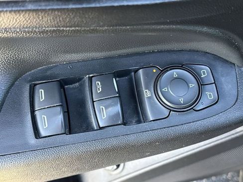 Used 2019 Chevrolet Equinox LT image 21