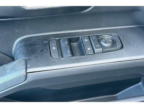 New 2026 Toyota Tacoma SR image 12