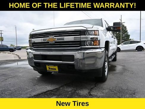 Used 2018 Chevrolet Silverado 3500 W/T w/ WT Convenience Package AWD/4WD image 2