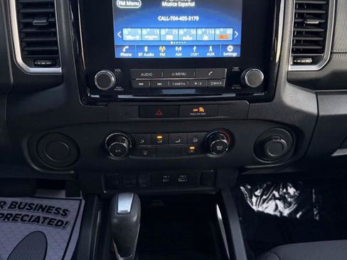 Used 2022 Nissan Frontier SV RWD image 17