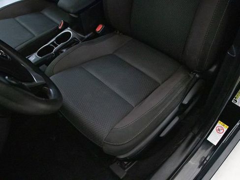 Used 2017 Toyota Corolla LE image 25