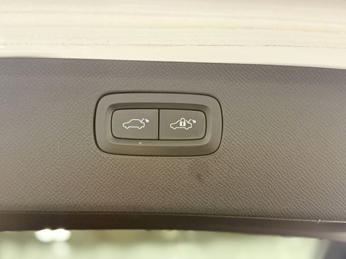 Used 2020 Volvo XC90 T6 Inscription image 11