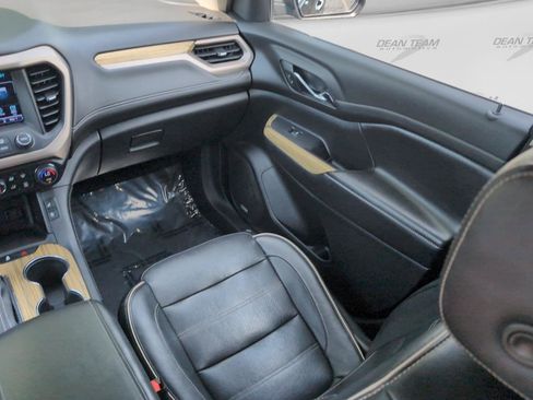 Used 2019 GMC Acadia Denali AWD/4WD image 17